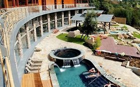 New J&J Hostel